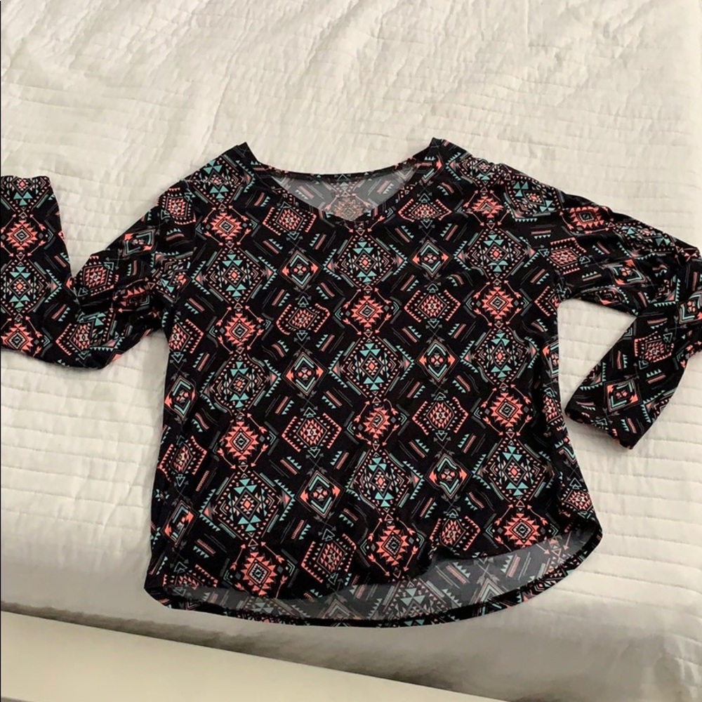 Tribal long sleeve tee